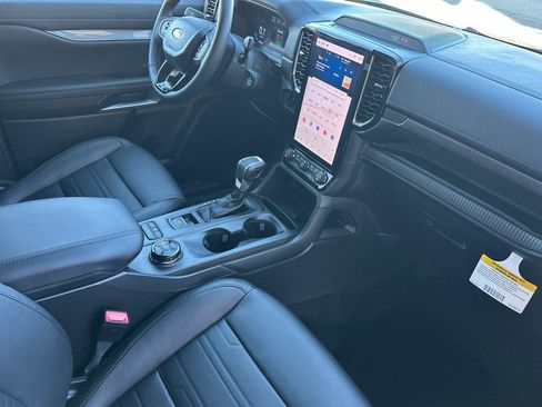 New 2025 Ford Ranger Lariat w/ FX4 Off-Road Package image 12