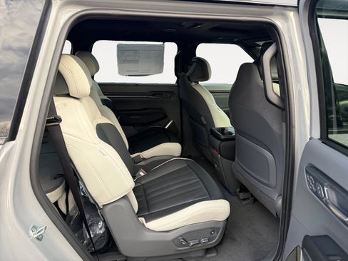 New 2026 Kia EV9 GT-Line image 18