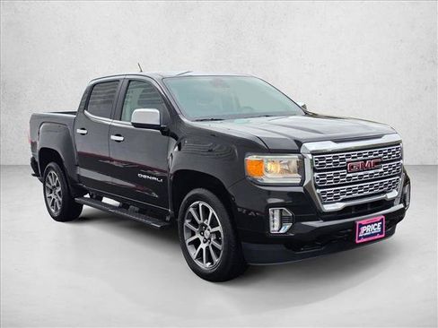 Used 2022 GMC Canyon Denali w/ Denali Black Edition Package AWD/4WD image 3