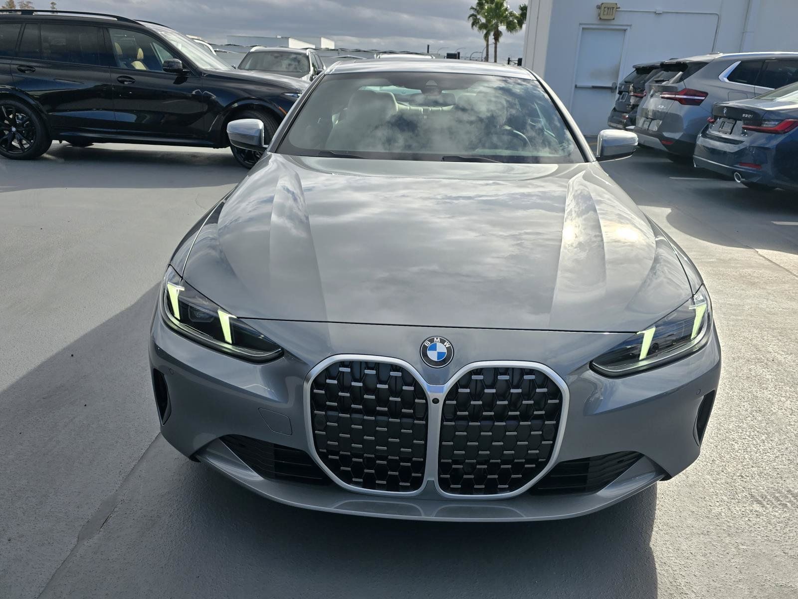 New 2026 BMW 430i Coupe w/ Parking Assistance Package RWD image 9