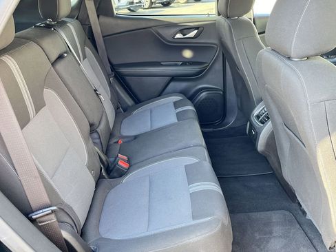 Used 2025 Chevrolet Blazer LT AWD/4WD image 29