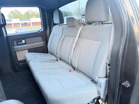 Used 2014 Ford F150 XLT w/ XLT Chrome Package image 21