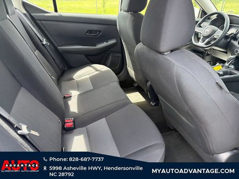Used 2025 Nissan Sentra SV FWD image 33