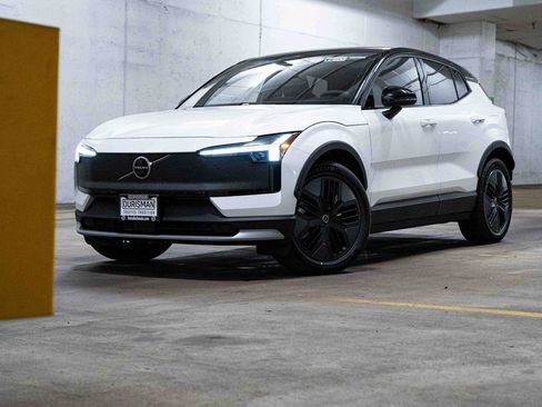 New 2026 Volvo EX30 Cross Country Ultra w/ Protection Package Premier AWD/4WD image 1