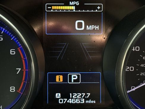 Used 2017 Subaru Legacy 2.5i Limited AWD/4WD image 17