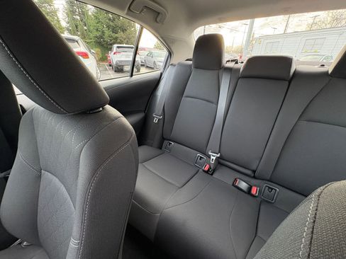 Used 2025 Toyota Corolla LE image 37