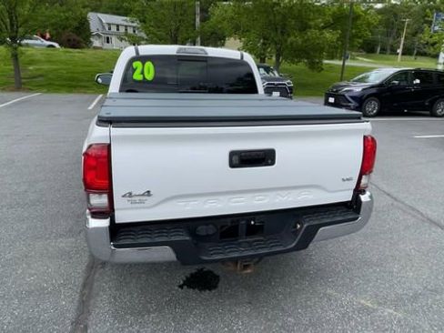 Certified 2020 Toyota Tacoma SR5 AWD/4WD image 7