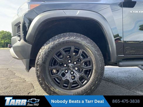 Used 2024 Chevrolet Colorado Trail Boss w/ Advanced Trailering Package AWD/4WD image 18