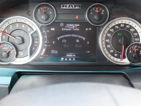 Used 2016 RAM 3500 Laramie image 29