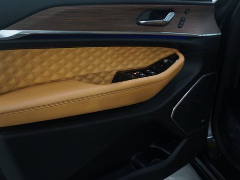 Used 2021 Jeep Grand Cherokee L Summit w/ Advanced Protech Group IV image 22