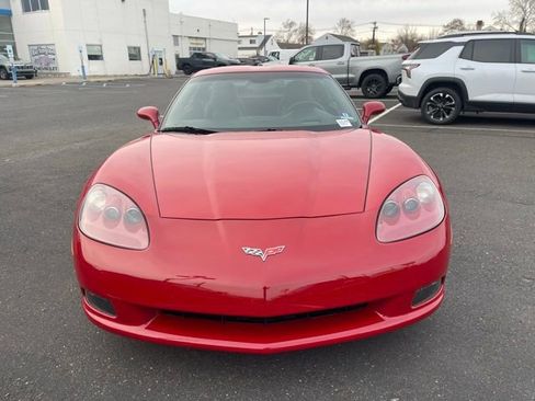 Used 2005 Chevrolet Corvette Coupe w/ Preferred Equipment Group image 2