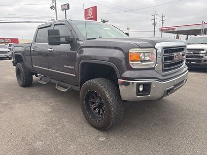 Used 2014 GMC Sierra 1500 SLT w/ SLT Preferred Package