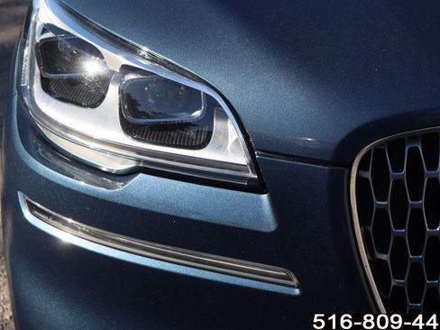 Used 2020 Lincoln Aviator Reserve w/ Equipment Group 202A image 12