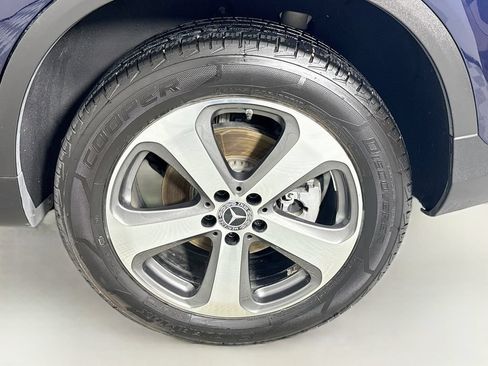 Used 2018 Mercedes-Benz GLC 300 image 34