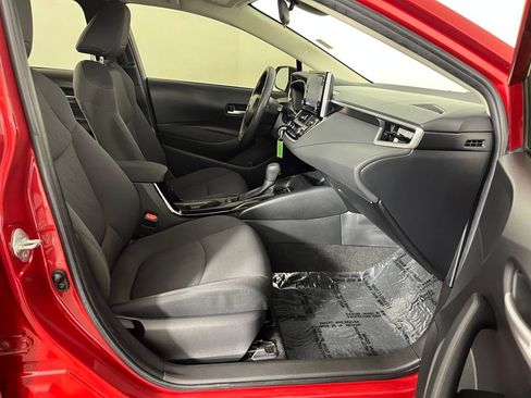 Used 2021 Toyota Corolla LE w/ Carpet Mat Package (TMS) image 17