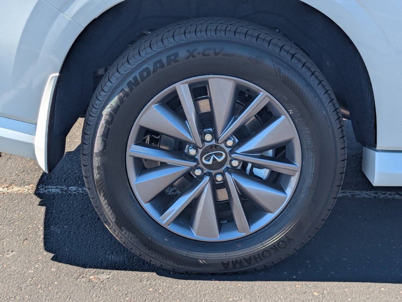 Certified 2026 INFINITI QX80 Pure w/ Cargo Package AWD/4WD image 9