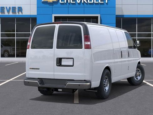 New 2026 Chevrolet Express 2500 image 5
