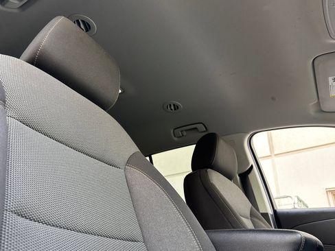 Used 2020 Chevrolet Traverse LS image 25