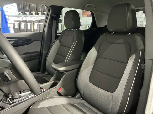 New 2026 Chevrolet TrailBlazer LT w/ Convenience Package image 21