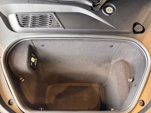Used 2021 Chevrolet Corvette Stingray Premium Conv w/ Z51 Performance Package RWD image 17