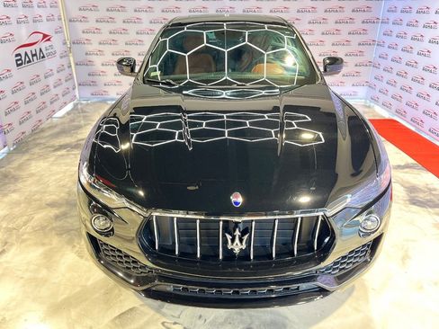 Used 2021 Maserati Levante image 3