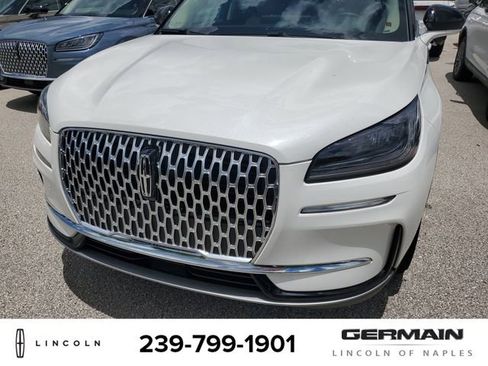 New 2025 Lincoln Corsair FWD image 13