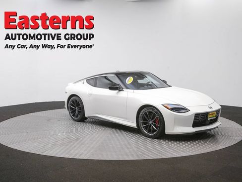 Used 2025 Nissan Z Performance w/ Floor Mat Package RWD image 46