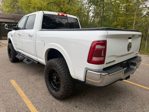 Used 2022 RAM 2500 Laramie AWD/4WD image 3