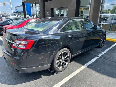 Used 2016 Ford Taurus SEL w/ Equipment Group 201A AWD/4WD image 4