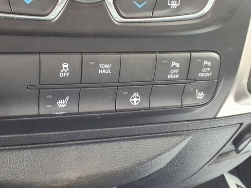 Used 2018 RAM 2500 Big Horn AWD/4WD image 17