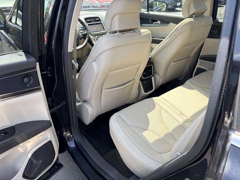 Used 2019 Lincoln Nautilus Reserve AWD/4WD image 20