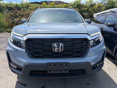 Used 2023 Honda Passport EX-L image 2