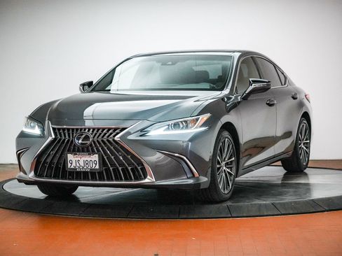 Used 2024 Lexus ES 350 w/ Premium Package image 1