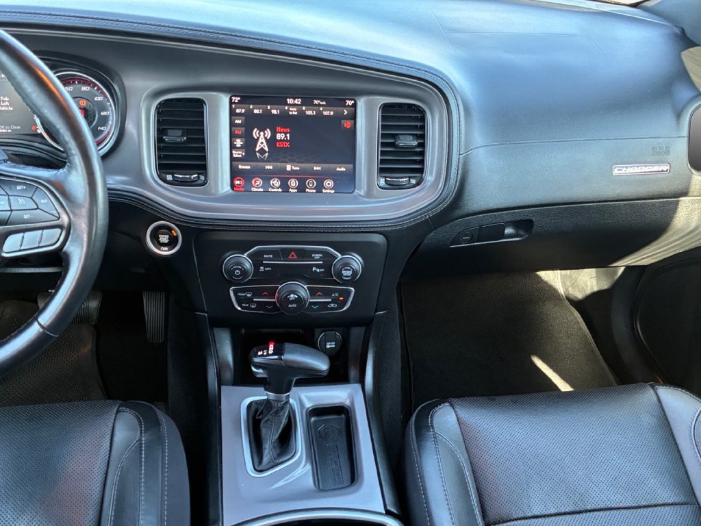 Used 2023 Dodge Charger SXT w/ Plus Group RWD image 3