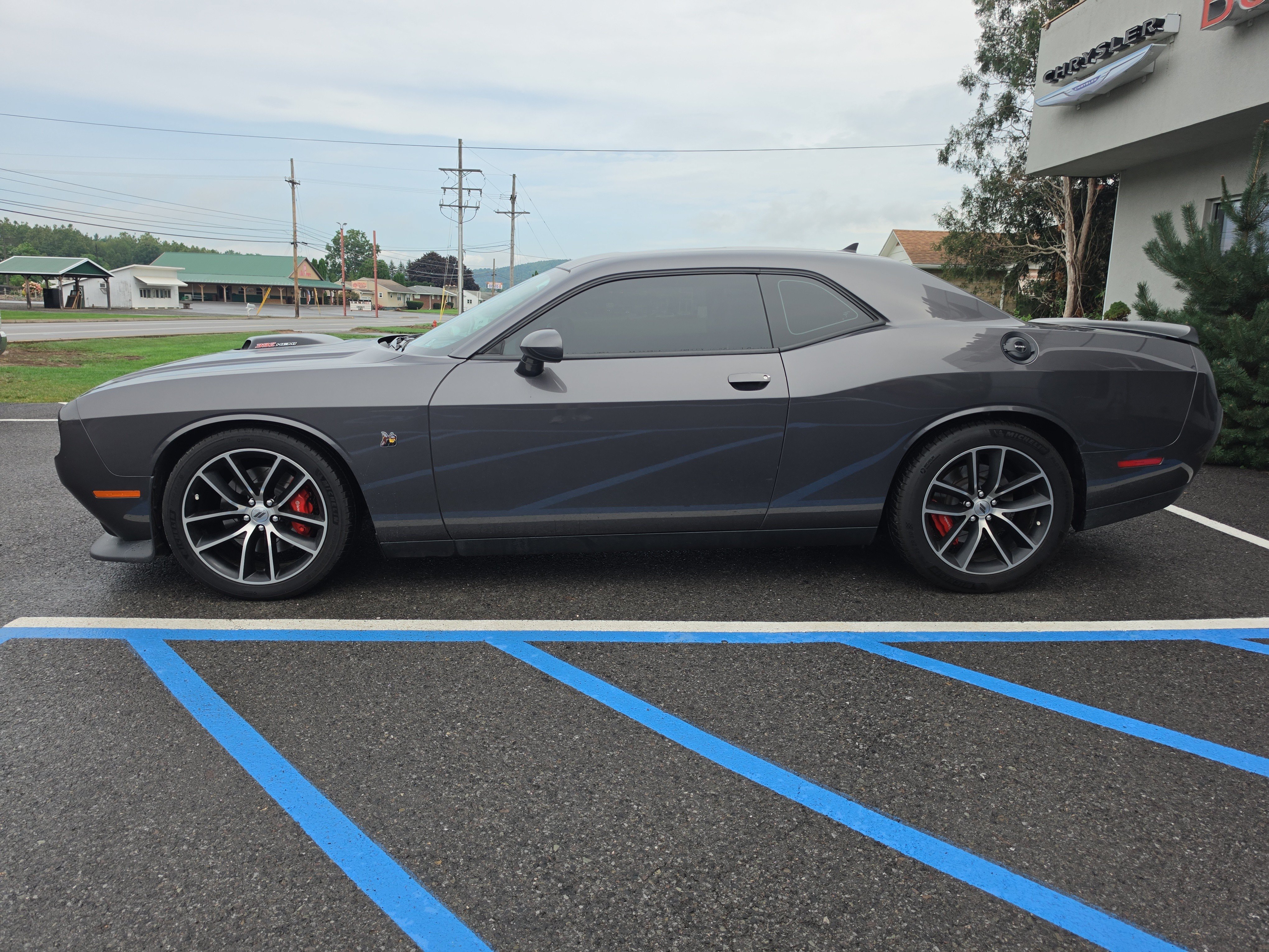 Used 2018 Dodge Challenger R/T Scat Pack RWD image 7