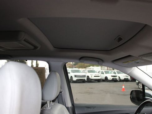 Used 2016 Honda Pilot Touring image 27