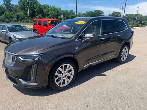 Used 2020 Cadillac XT6 Premium Luxury w/ Platinum Package AWD/4WD image 1