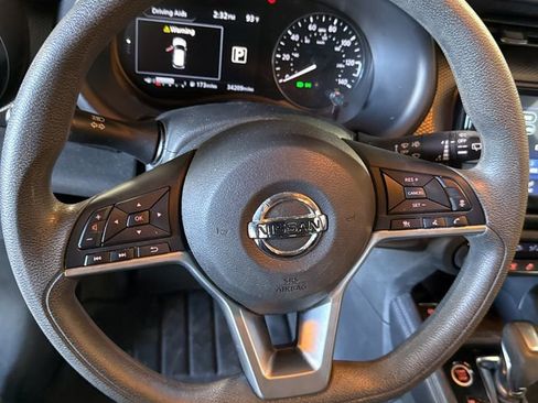 Used 2021 Nissan Kicks SV FWD image 26