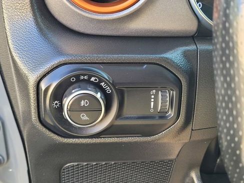 Certified 2023 Jeep Gladiator Mojave w/ Cold Weather Group AWD/4WD image 27