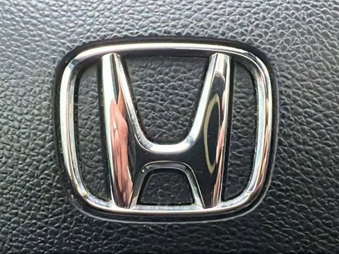 Used 2022 Honda Odyssey Elite image 34