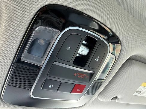 Certified 2024 Hyundai Sonata Limited FWD image 23
