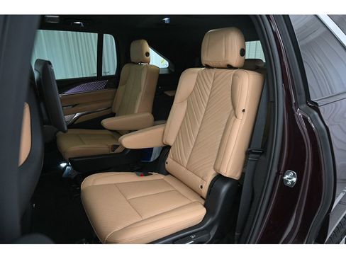 New 2025 Cadillac Escalade IQ Luxury 2 image 15