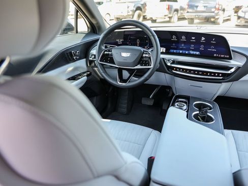 Certified 2025 Cadillac Lyriq Sport AWD/4WD image 25