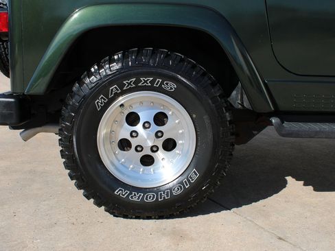 Used 1998 Jeep Wrangler Sahara image 30