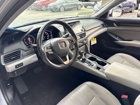 Used 2018 Honda Accord EX-L image 6
