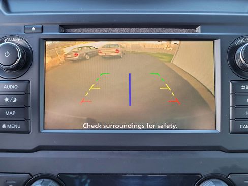 Used 2019 Nissan Titan SL w/ Midnight Edition image 12