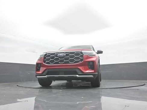 New 2026 Ford Explorer Platinum w/ LUX Leather Package AWD/4WD image 38