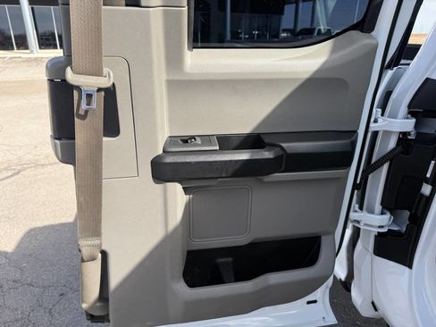 Used 2017 Ford F250 XL w/ Power Equipment Group image 30