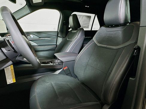 New 2026 Ford Explorer ST w/ Sun And Sound Package image 9