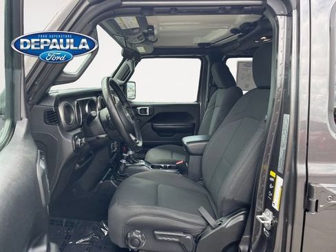 Used 2021 Jeep Gladiator Sport AWD/4WD image 11